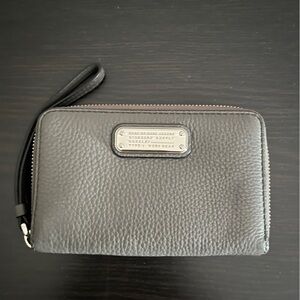 Marc Jacobs Leather Wristlet Wallet